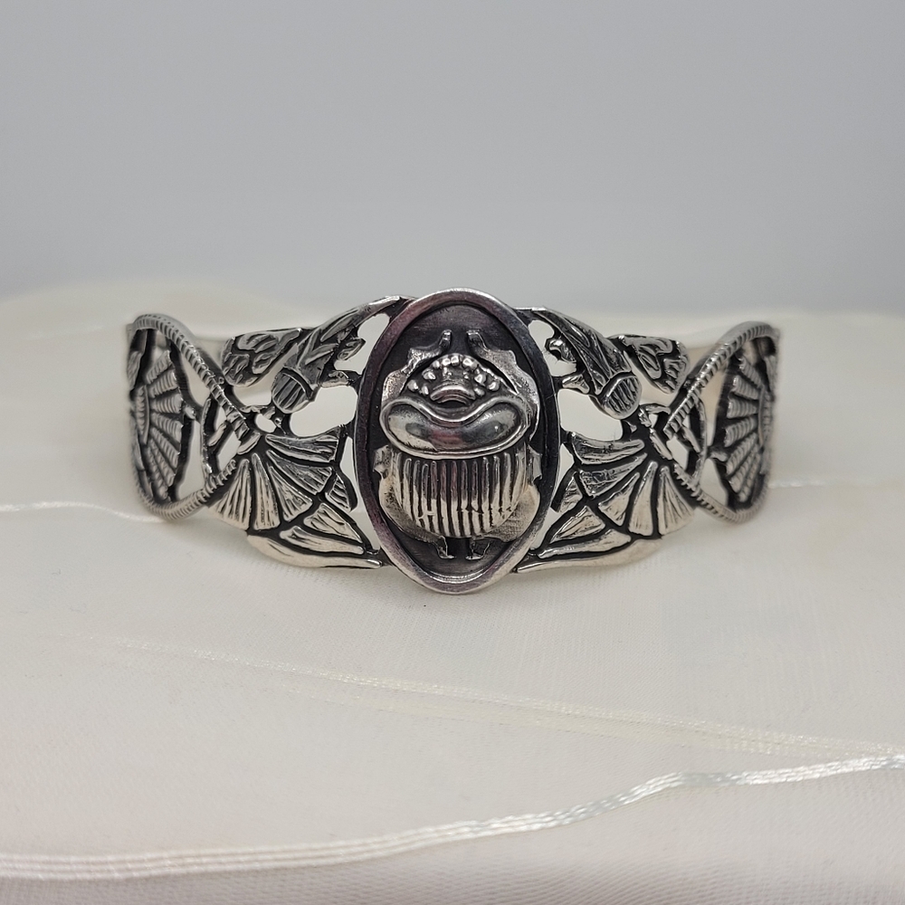 Ornate Egyptian 800 Silver Scarab Beetle Papyrus Filigree Wide Cuff Bracelet